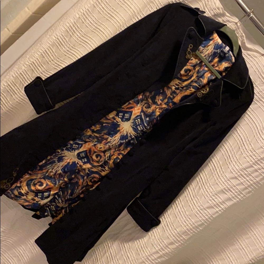 DR WHO COAT